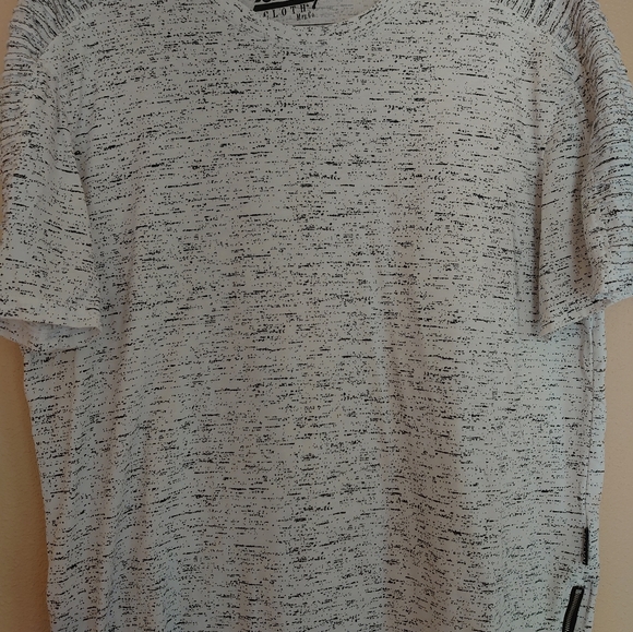 Shirt - Picture 5 of 5